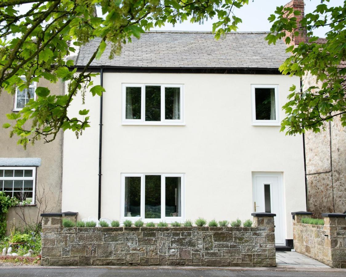 Work And Relax - Fast Wifi, Fireplace & Near Pub Newton Aycliffe Exterior foto