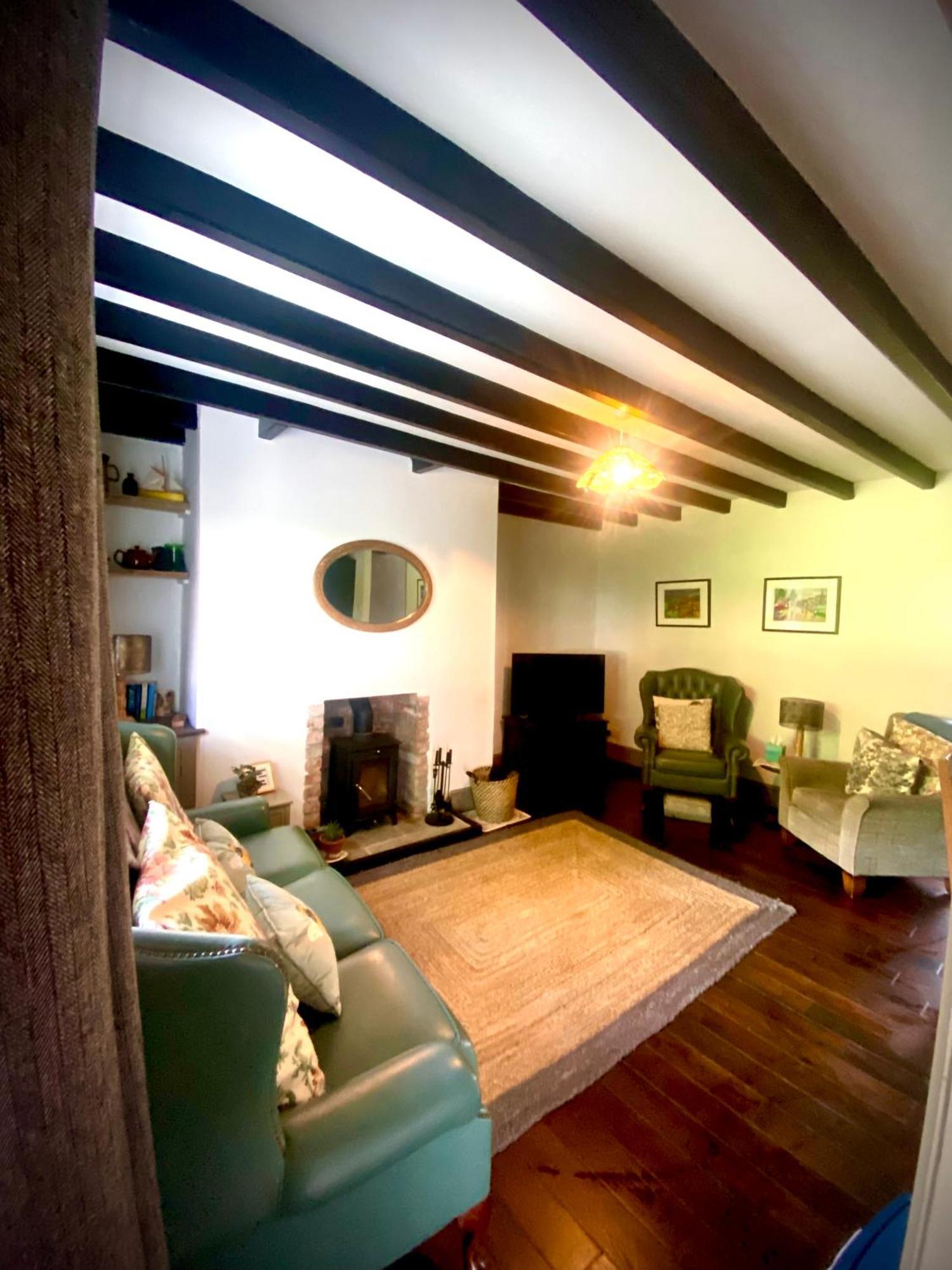 Work And Relax - Fast Wifi, Fireplace & Near Pub Newton Aycliffe Exterior foto
